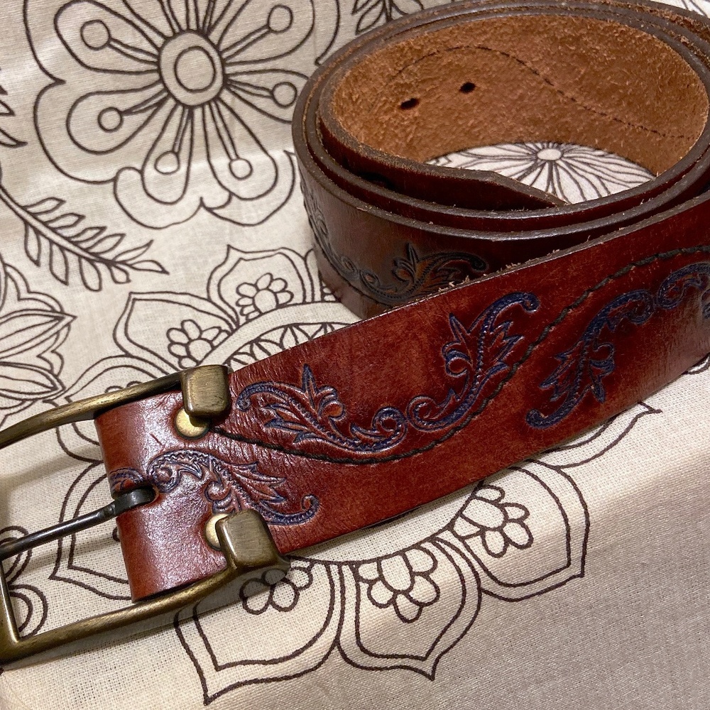 Vintage Tooled Leather Belt
